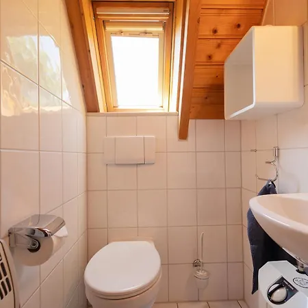 Ferienhaus Medemsand 18 *