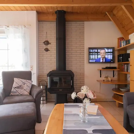 Ferienhaus Medemsand 18 *